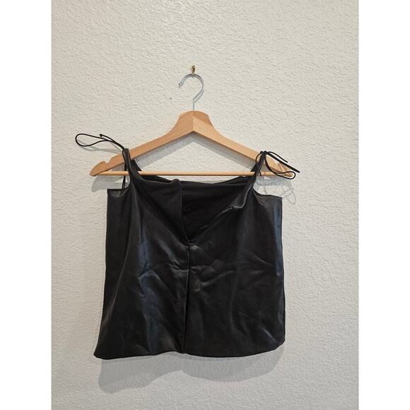 Forever 21 faux Leather top sz Medium - Picture 4 of 4